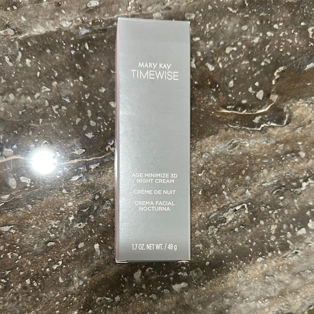 Mary Kay Timewise Age Minimize 3D Night Cream 1.7 oz New in Box